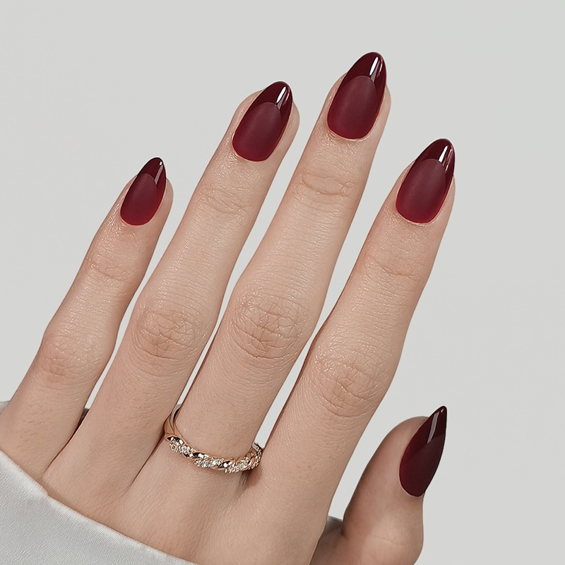 wine-color-matte-nails