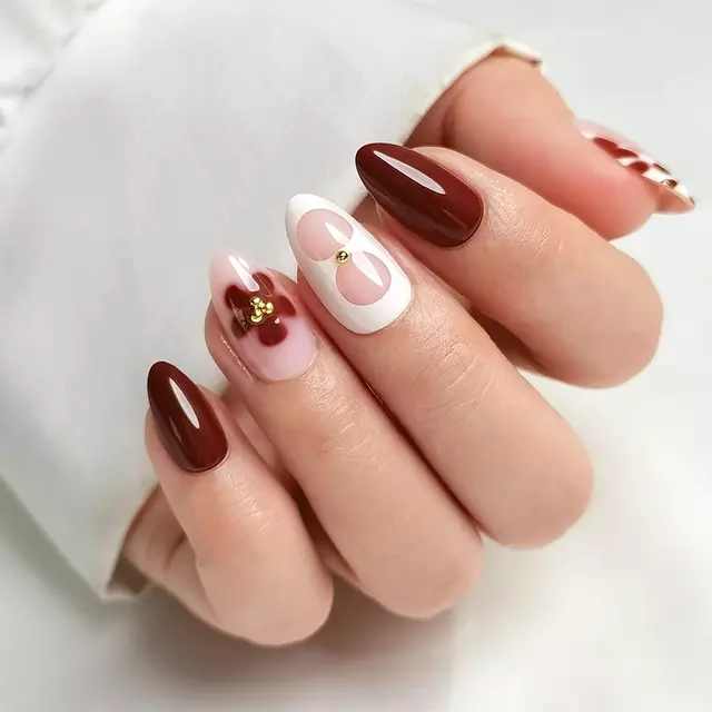  Custom Jewelry Design Short Almond Christmas Design Fake Nails 