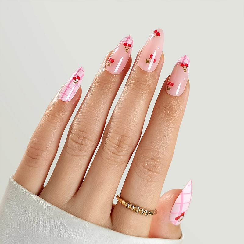 beauty-cherry-fake-nails