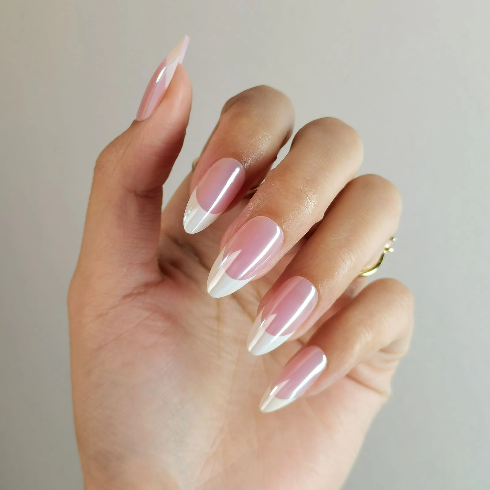 almond nails designs